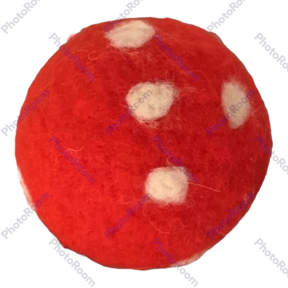 Felt Mushroom | from Coombs | Red & Cream - Picture 3 of 3